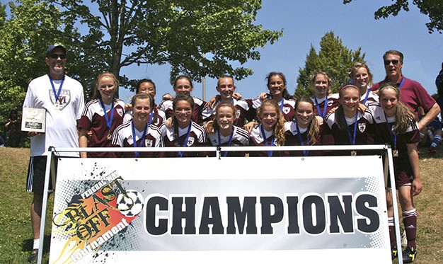 The Mercer Island GU14 Maroon team won its division at the Federal Way Blast Off tournament