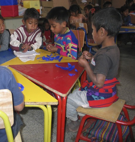 Guatemalan children at school in El Yalu.