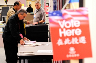 Poll worker Gary Spak