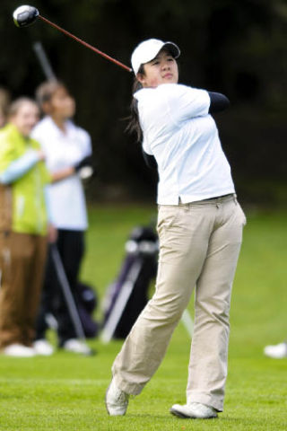 Islander Lindsay Chinn drives her first shot at the Bellevue Municipal Golf Course earlier this season.