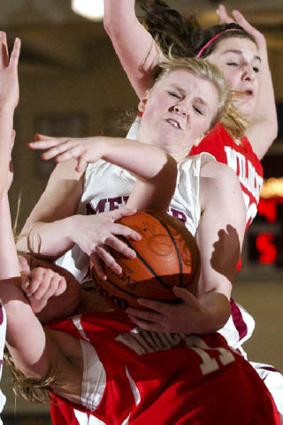 Islander guard Heidi Black