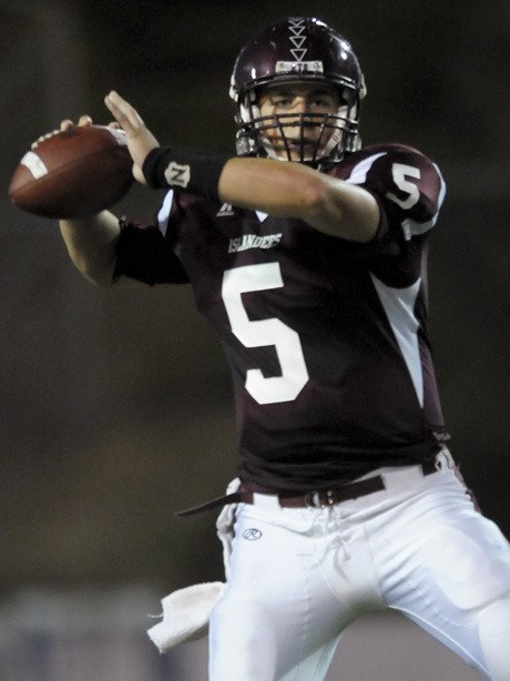 MIHS junior Jeff Lindquist prepares to throw during last year’s home game against Interlake.