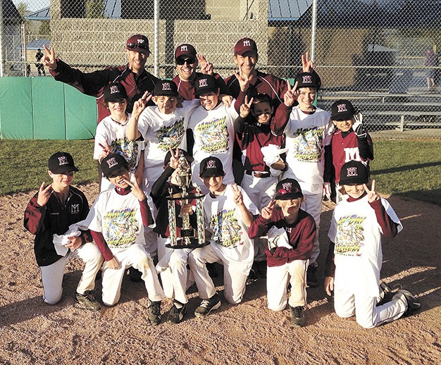 The 10U Thunder Mercer Island baseball team took first in the May Day Mayhem tournament.