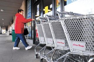 Chad Coleman/Mercer Island Reporter Longs Drugs announced plans last Thursday to close all its stores in Washington