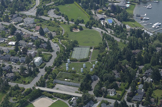 The ‘Park on the Lid’ was established as part of the agreement between the City of Mercer Island and the Washington State Department of Transportation to build a ‘lid’ over the new lanes of Interstate 90. The Lid and other changes to the design of the interstate was led by Islander Aubrey Davis and a team of other Island officials who sought to rein in the impact of the massive construction project across the Island’s North end.