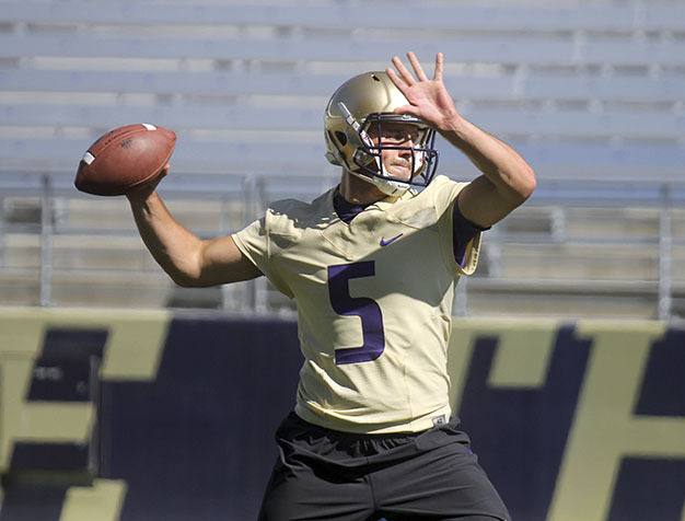 Former Mercer Island standout Jeff Lindquist will have his first career start for the Huskies Aug. 30 at Hawaii.