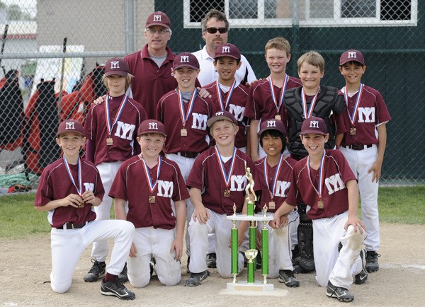 The Mercer Island 10U Thunder team consists of: Blake Robertson