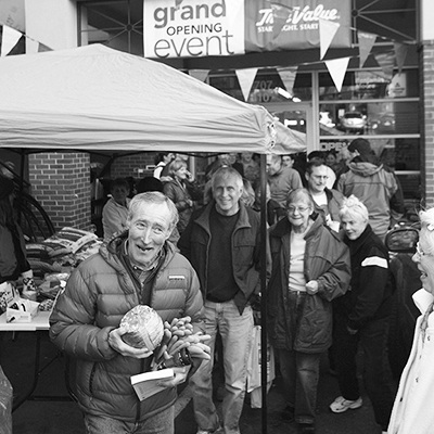 Ciscoe Morris appeared in Mercer Island in 2013 to help celebrate the reopening of True Value Hardware.