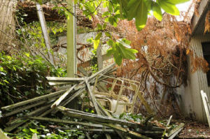 City officials have decided to demolish this condemned house at 5075 West Mercer Way.