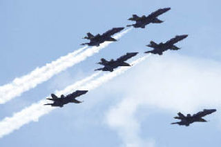 The Blue Angels make a pass over Mercer Island