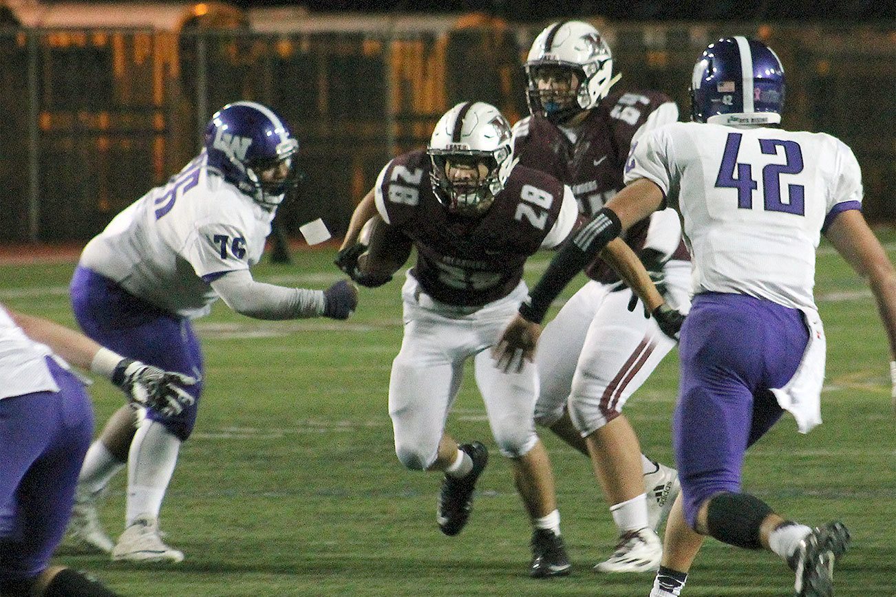 Mercer Island beats Juanita, will take part in 3-team playoff for postseason spot | Prep football