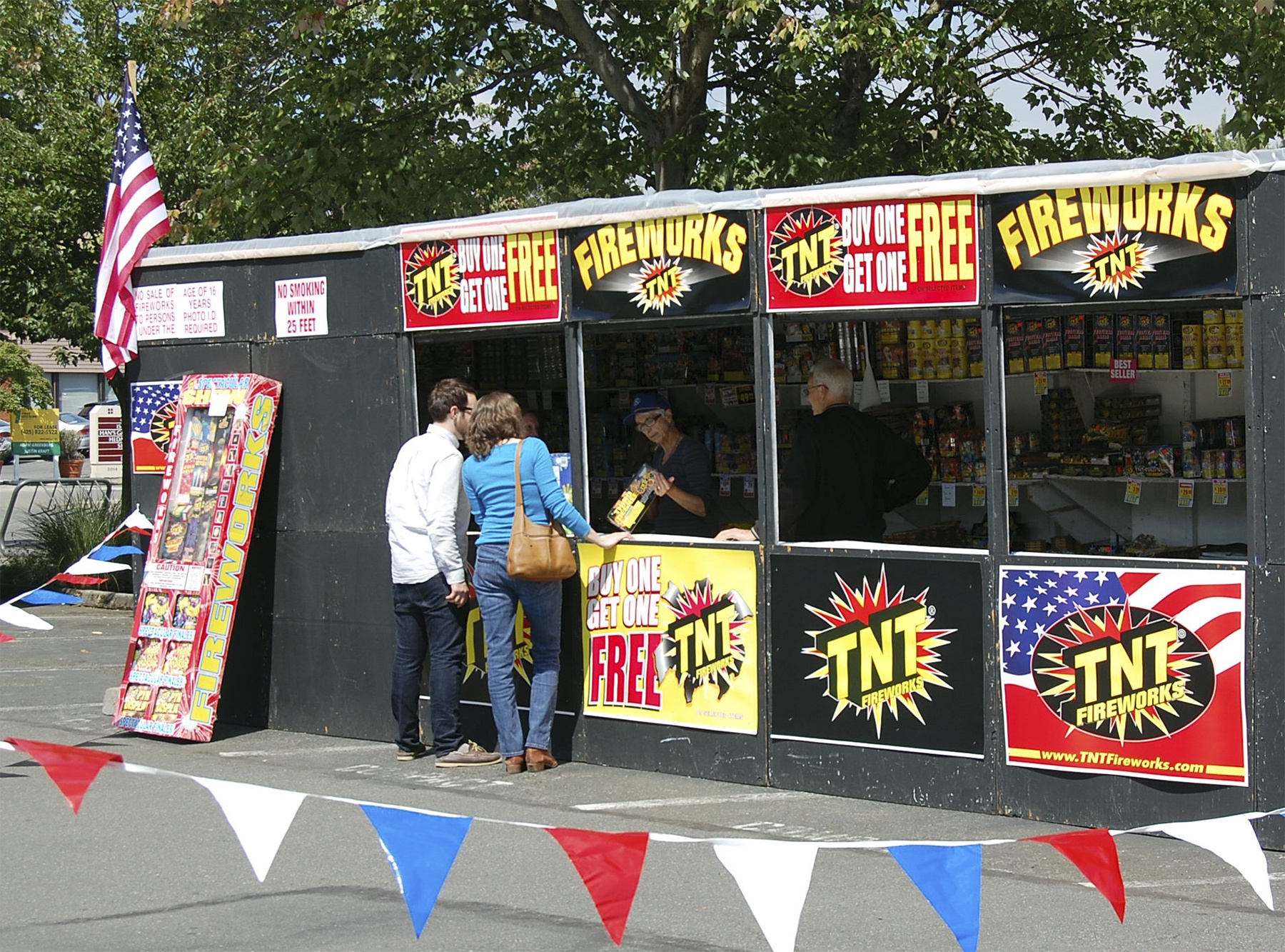 Fireworks stand now open in Mercer Island Mercer Island Reporter