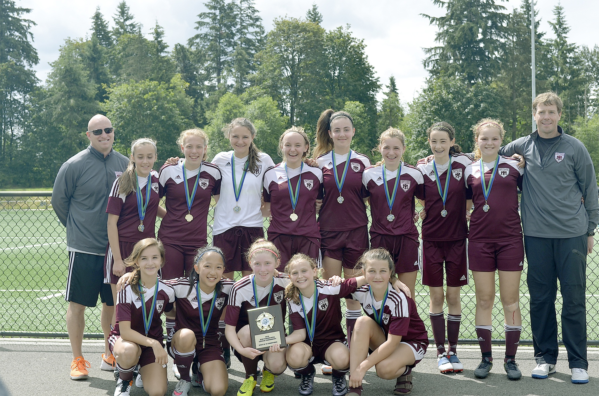 The Mercer Island FC Girls U15 Thunder beat Kitsap County’s Silver FC 2-1 to win the GU15 division at the Kent Cornucopia tournament (photo courtesy of Billy Pruchno).