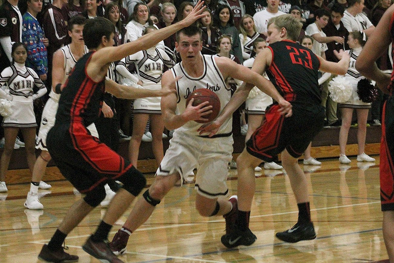 Mercer Island opens season with win over Sammamish | Prep boys basketball