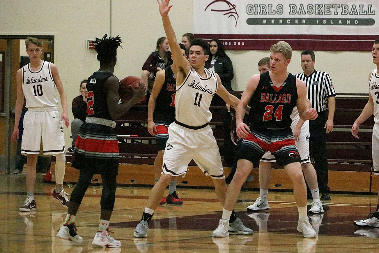 Shooting woes plague Mercer Island boys in season-ending loss to Ballard