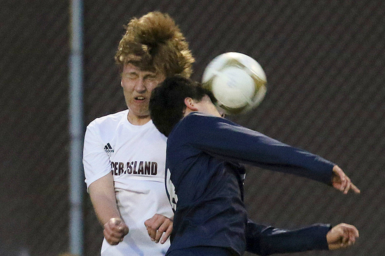 Islanders capture win against Saints on the soccer field