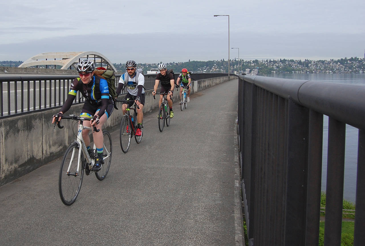 Cyclists travel along the Interstate 90 trail to Mercer Island on May 19, which was “Bike Everywhere Day” (or “Bike to Work Day”). Katie Metzger/staff photos