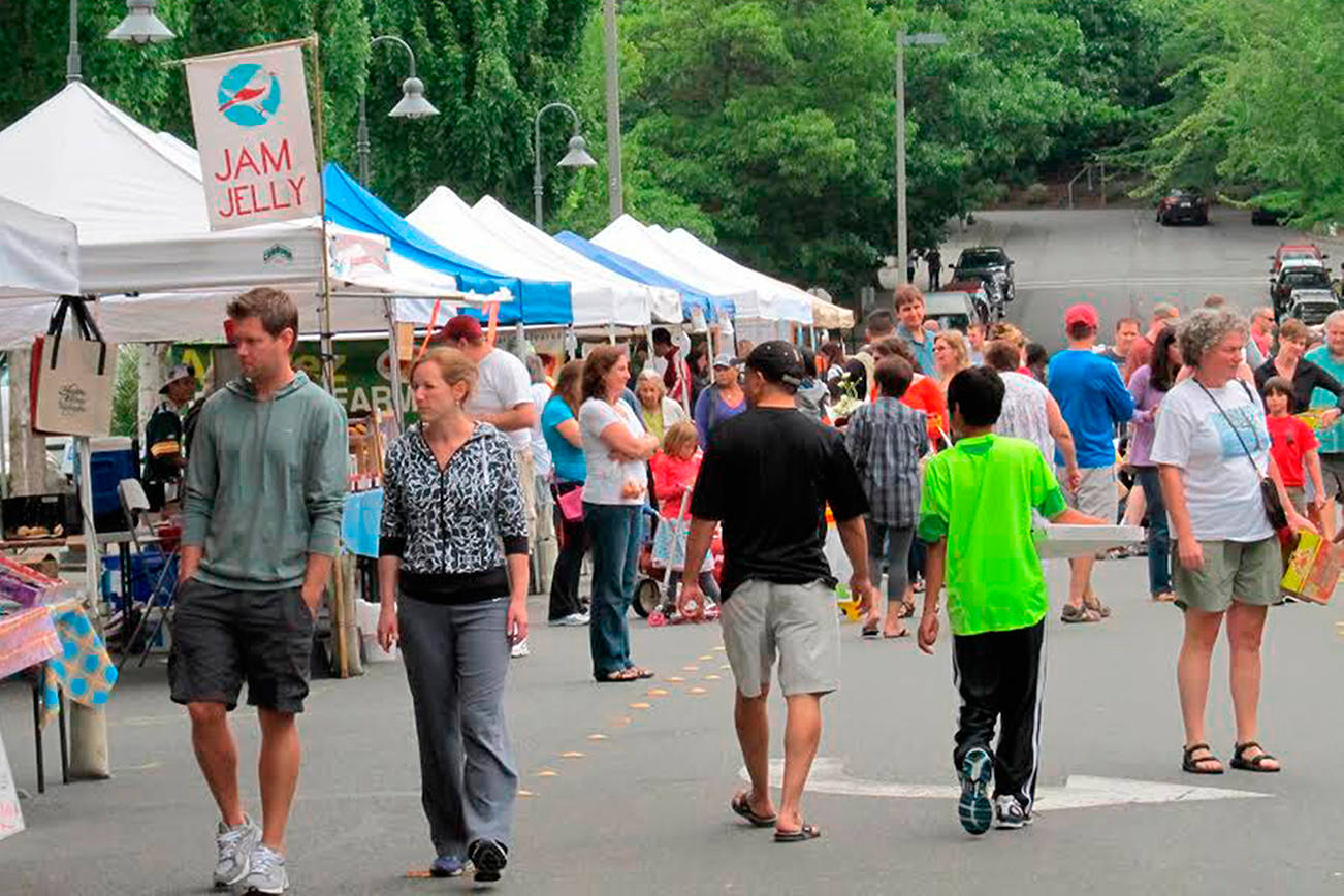 Mercer Island Farmers Market opens June 4 for 10th season, with new manager