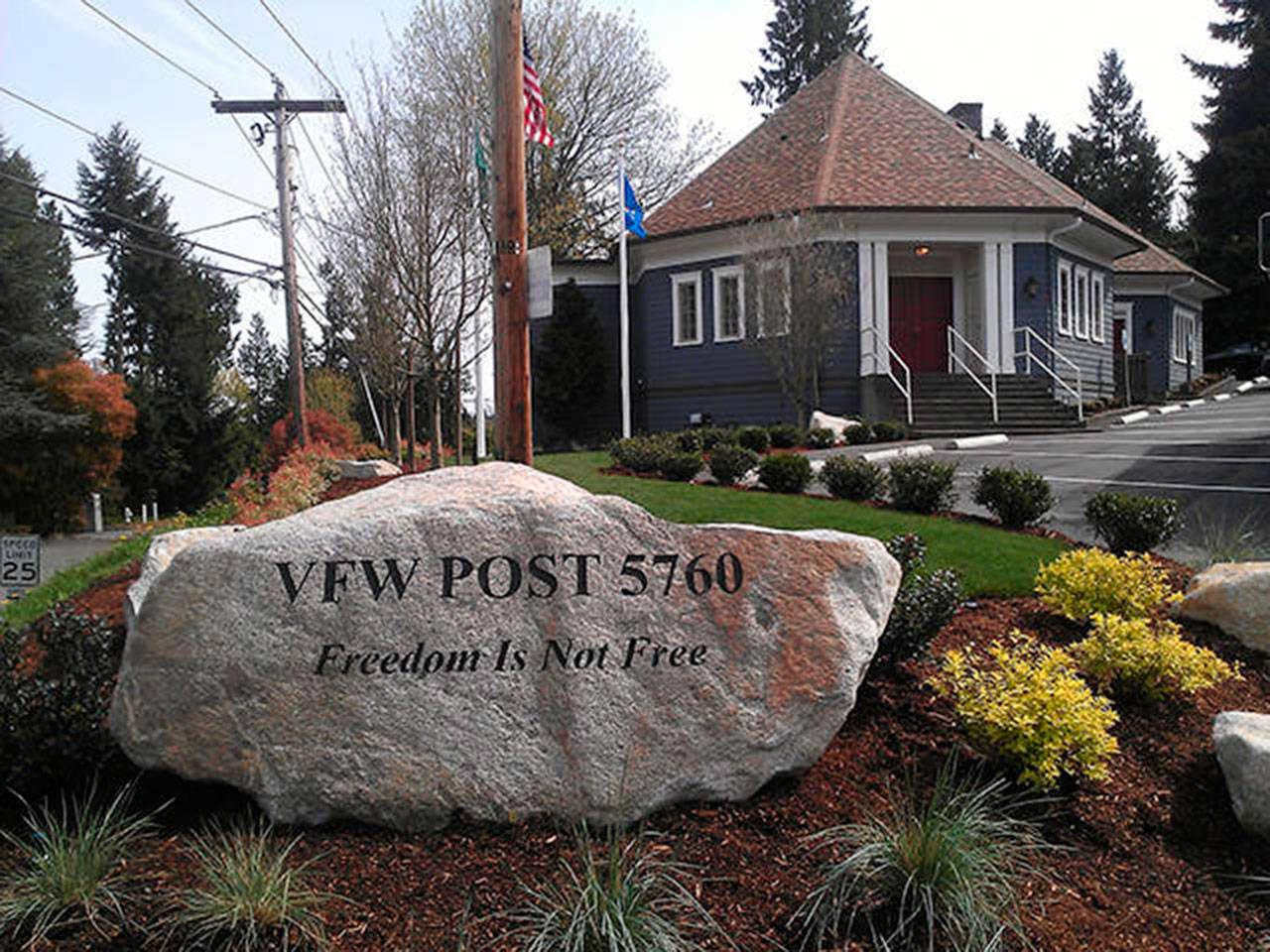 Mercer Island Boy Scout collaborates with VFW to recognize service members
