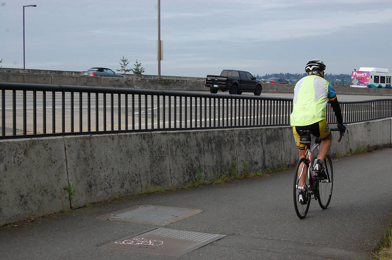 WSDOT needs volunteers for its 10th annual survey to count cyclists and pedestrians on Sept. 26-28. File photo