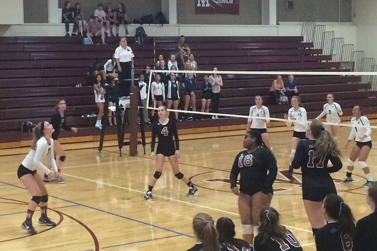 Mercer Island sweeps Saints in KingCo 3A volleyball contest