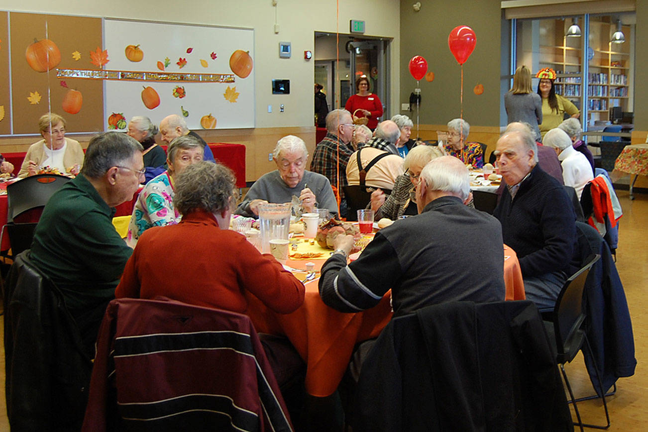 Mercer Island hosts Thanksgiving lunch for seniors