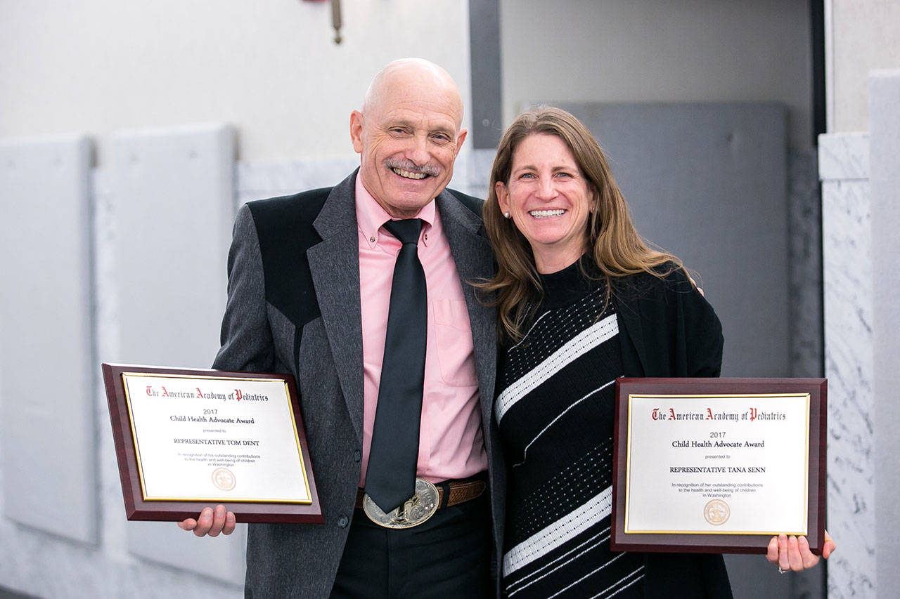 Representatives Tana Senn and Tom Dent receive the 2017 Child Health Advocate Award from The American Academy of Pediatrics at the Washington State Capitol in Olympia on Nov. 15. Contributed photo