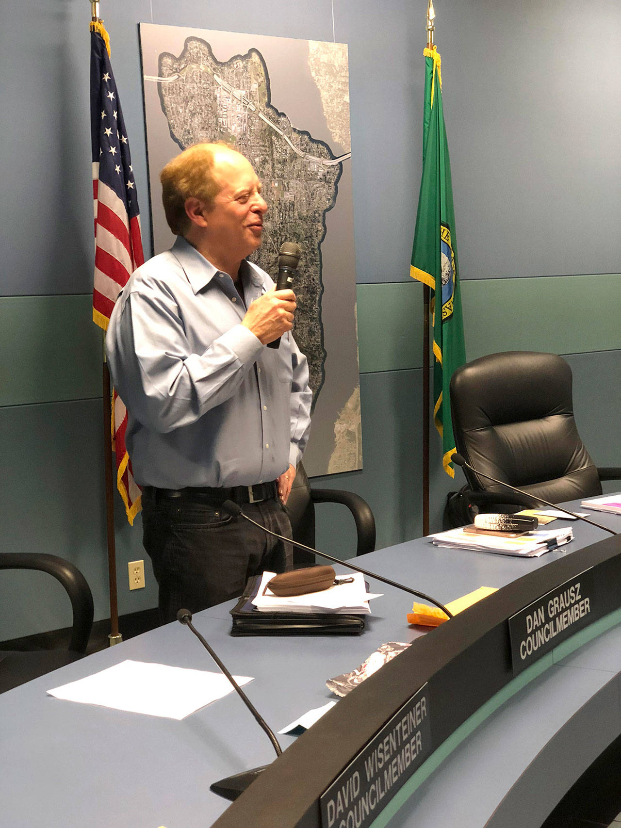 Mercer Island City Councilmember Dan Grausz addresses the crowd at his retirement reception on Dec. 5. Photo courtesy of David D’Souza