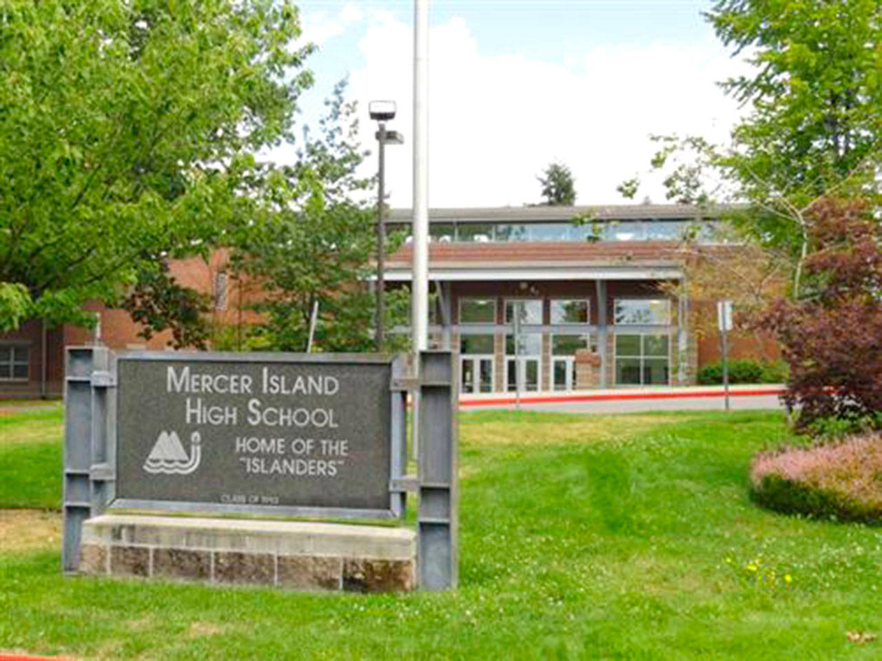 Mercer Island High School. Photo courtesy of Mercer Island School District
