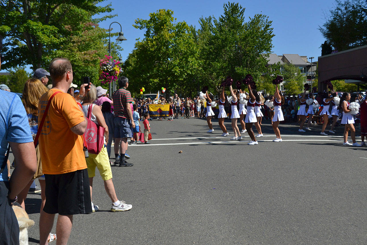 The Mercer Island Cheer Team performs at Saturday’s Summer Celebration parade. Katie Metzger/staff photo