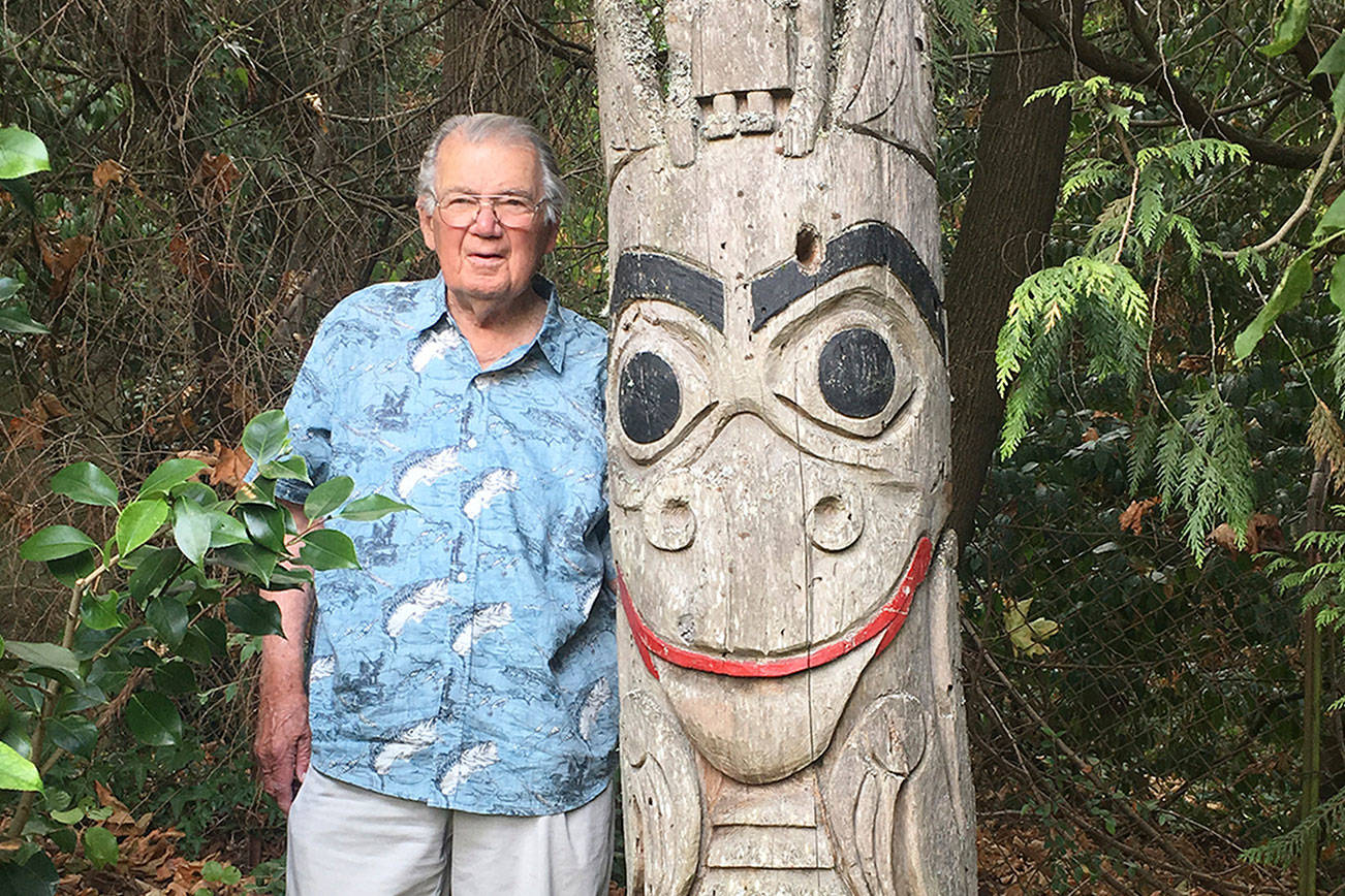 Totem pole donated to Covenant Shores