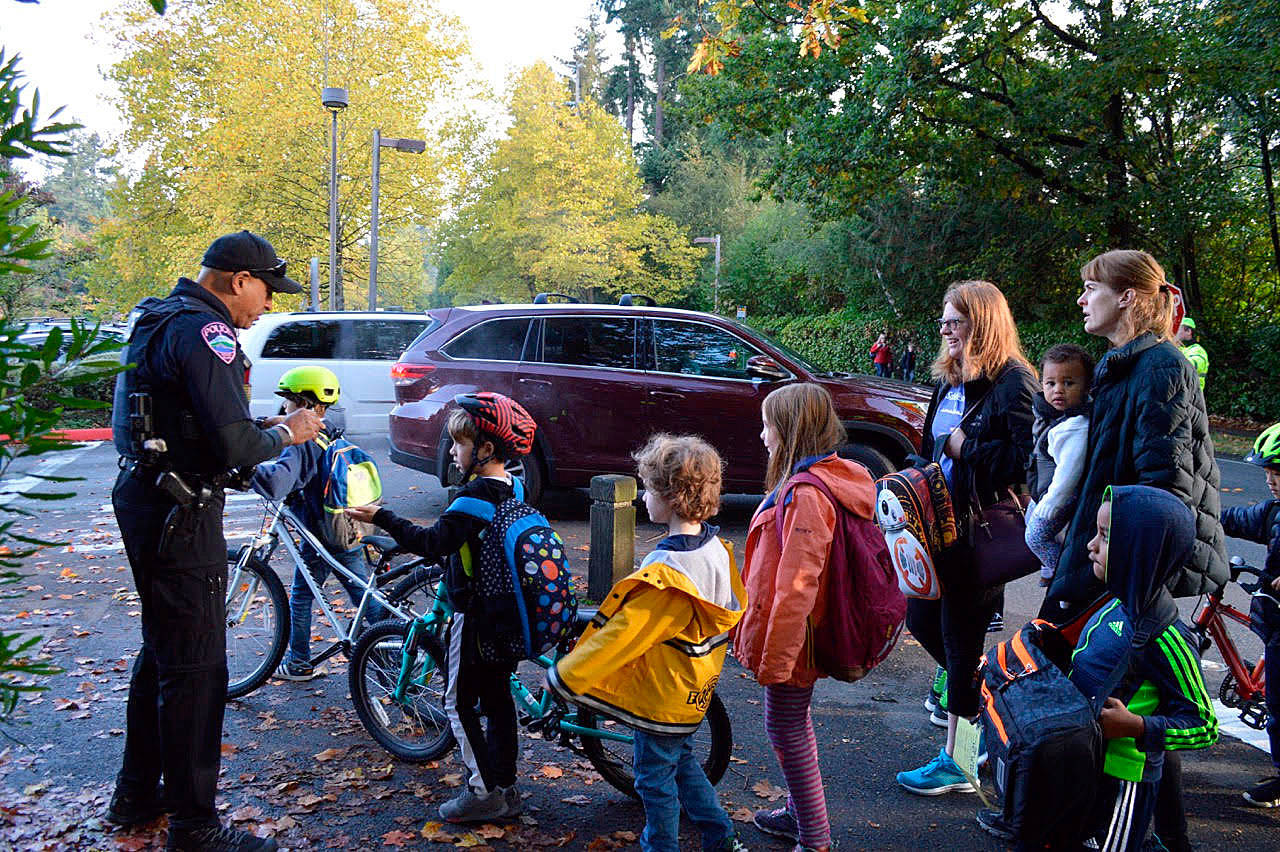 Students, parents and teachers in Mercer Island participated in the nation-wide Walk and Bike to School Day last Wednesday, Oct. 10