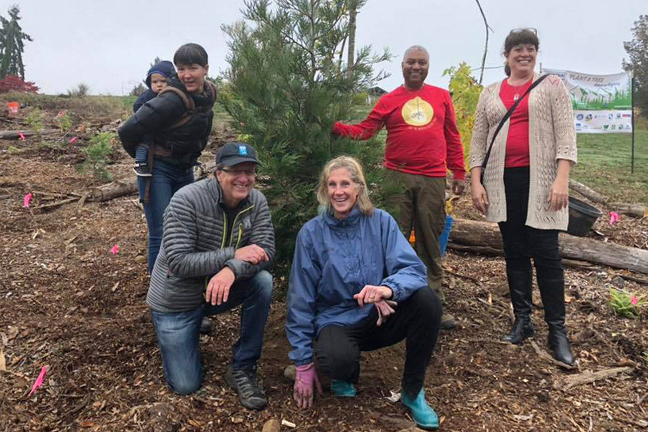 Mercer Island celebrates start of tree planting season with Arbor Day