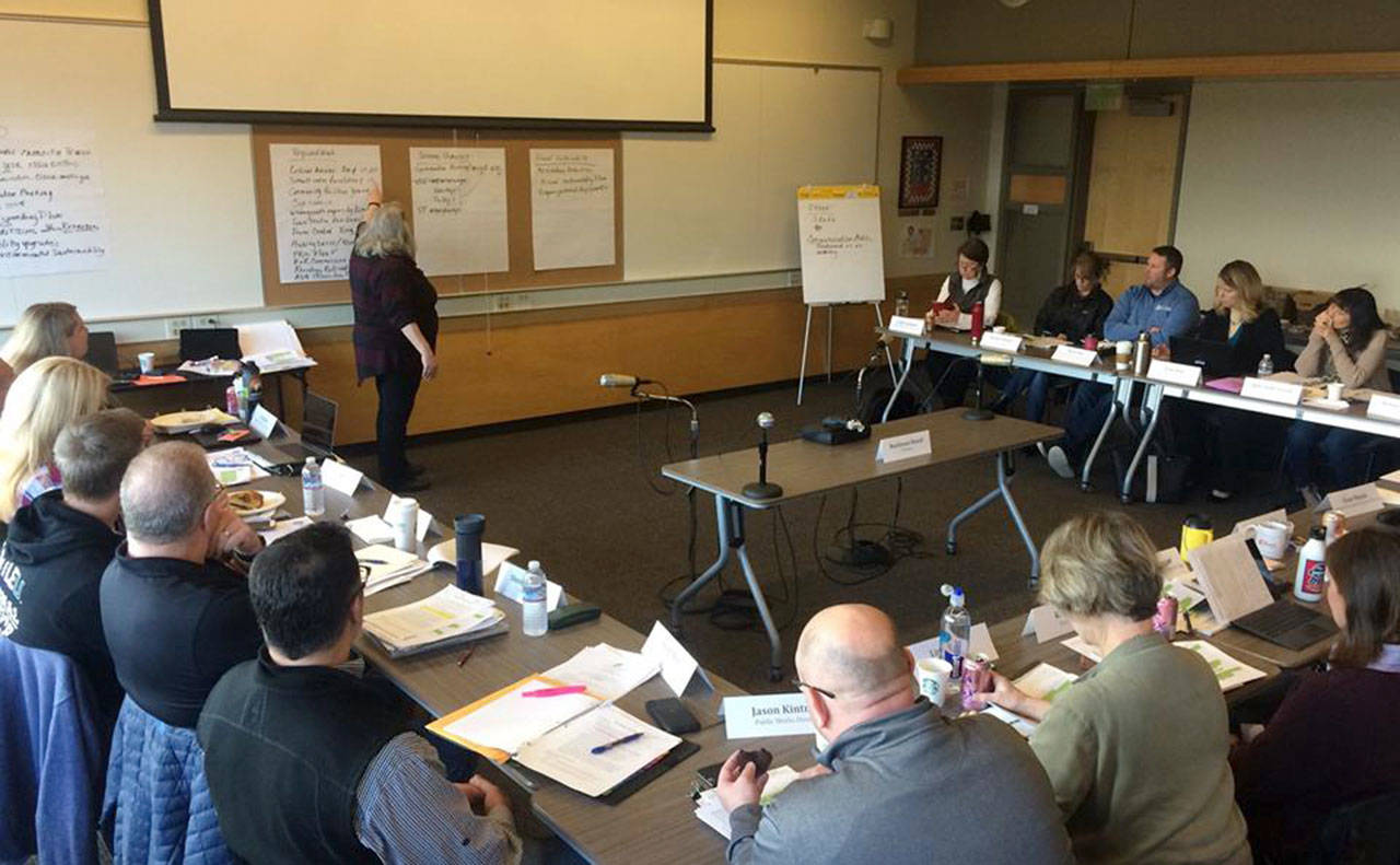 Facilitator Marilynne Beard leads the Mercer Island City Council’s planning session on Feb. 2. Photo courtesy of the city of Mercer Island