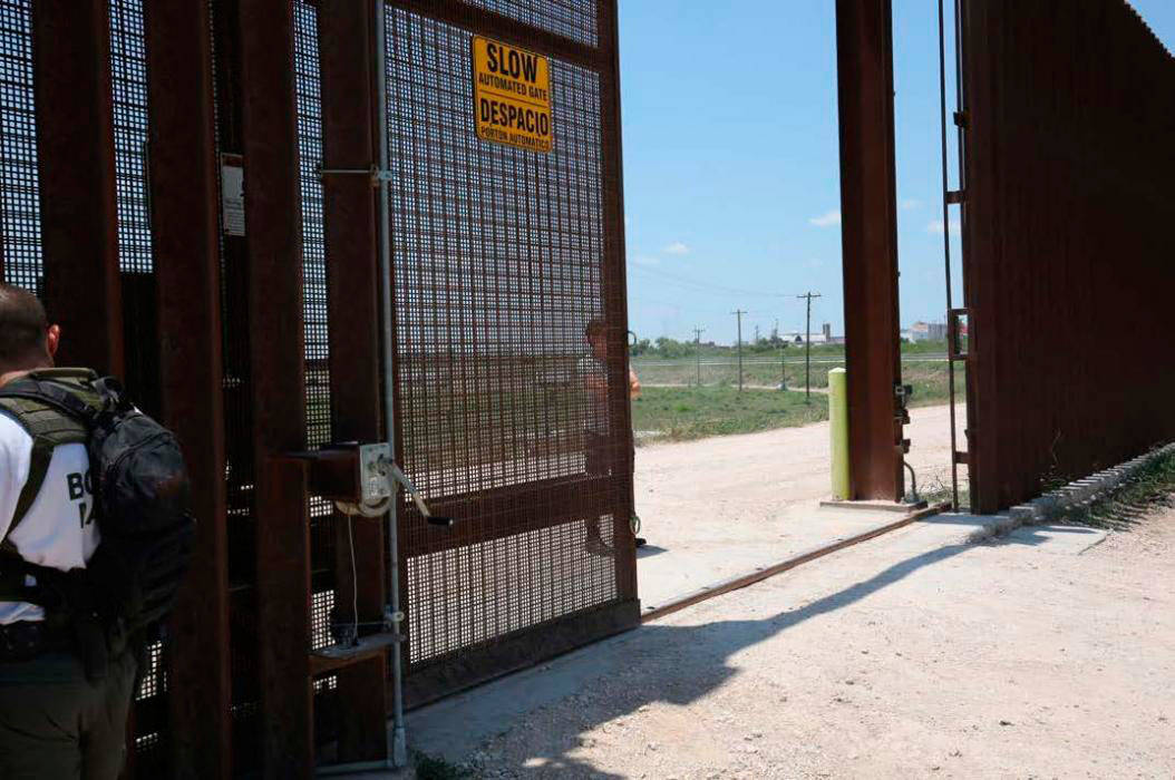 Automatic gate in Brownsville, Texas. Photo courtesy U.S. Department of Homeland Security