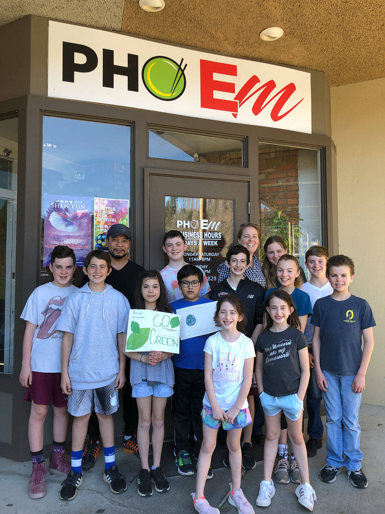 Lakeridge student green team members met with the owner of Pho’em, who decided to switch from Styrofoam to recyclable to-go containers after hearing about the students’ environmental concerns. Photo courtesy of Nancy Weil