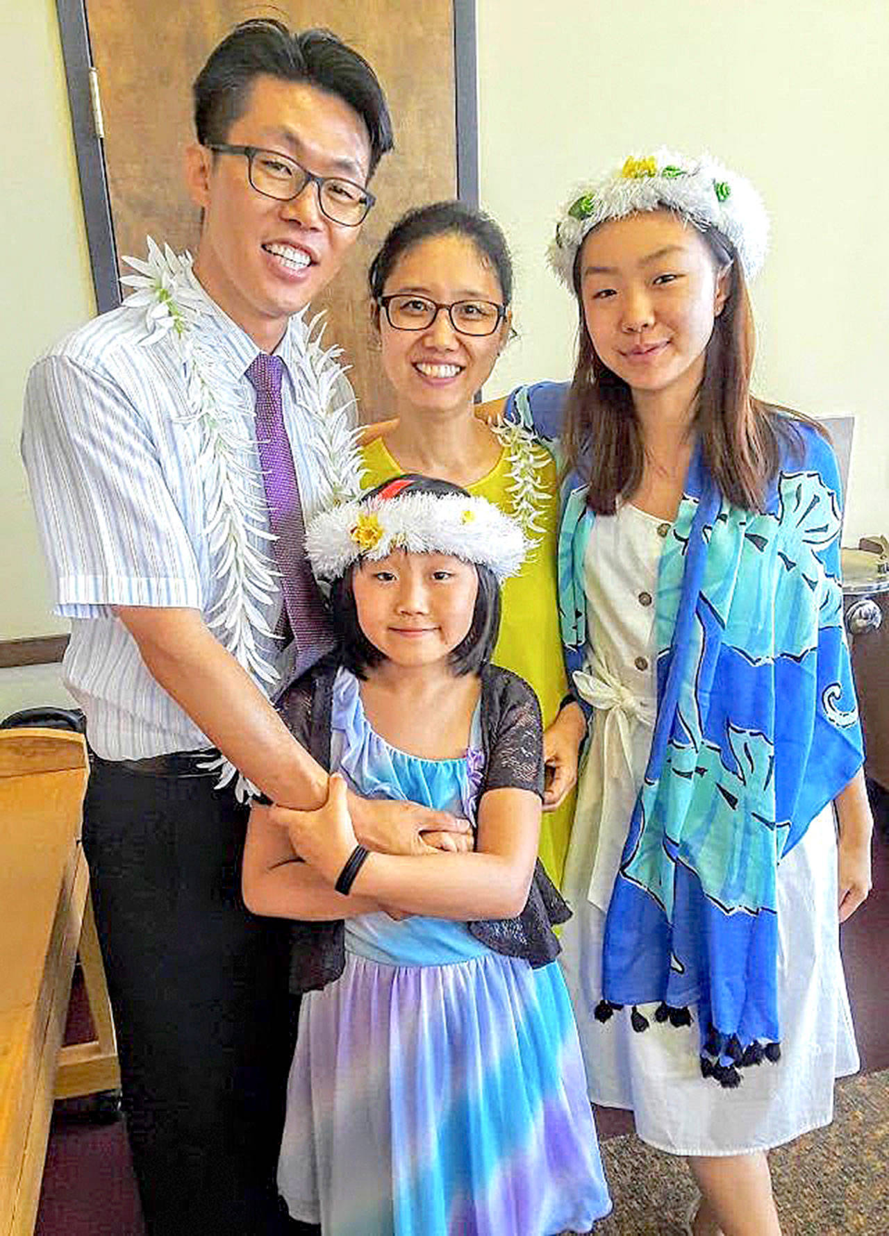 Rev. John Go, his wife Mia Park, Grace (13) and Gloria (9) come to Mercer Island from Portland, Ore. Photo courtesy of Mercer Island United Methodist Church Facebook