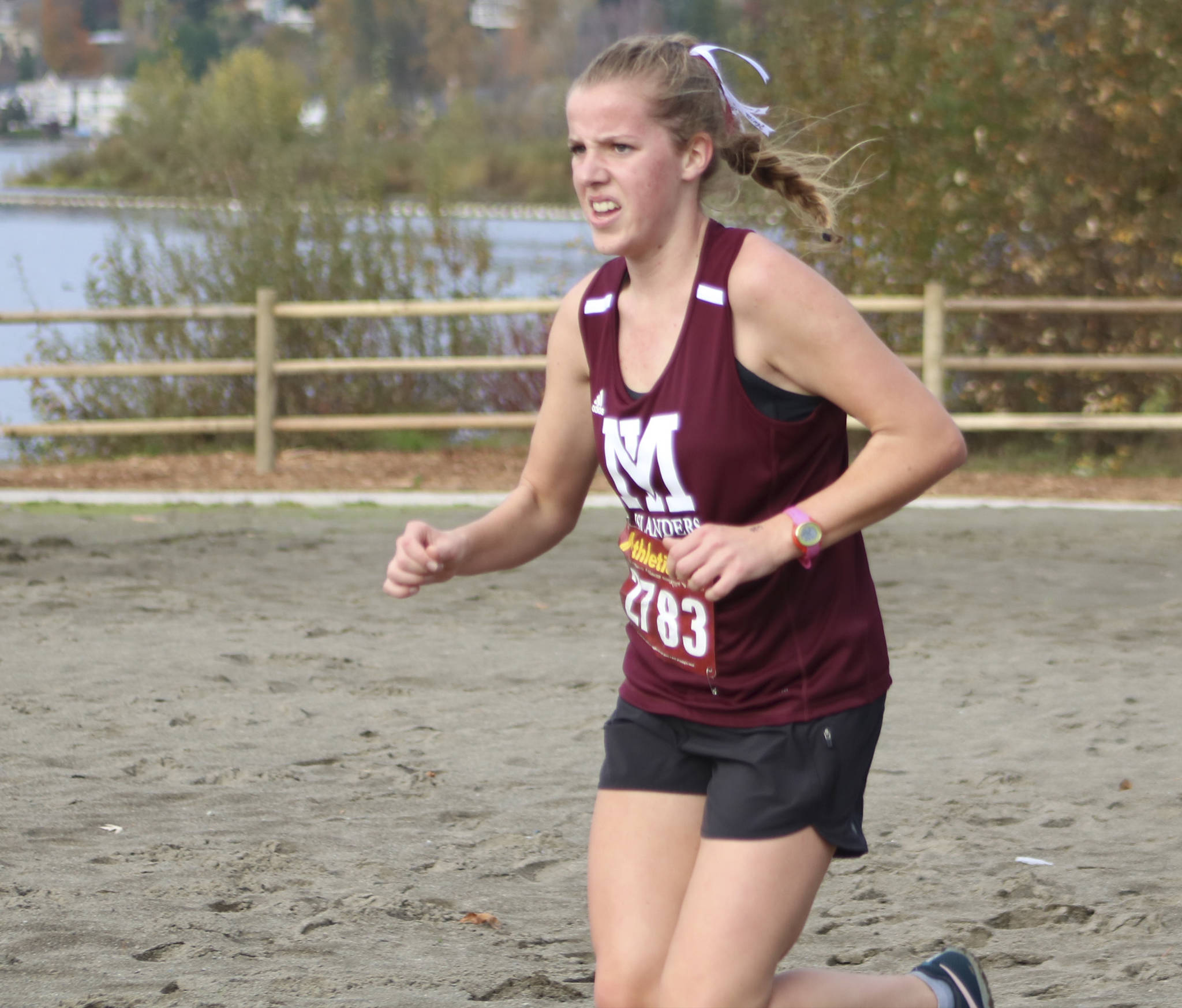 Mercer Island runner Alli Hixson placed seventh with a time of 20:36.73 at the 2A/3A KingCo Cross Country Championships on Oct. 25 at Lake Sammamish State Park. Benjamin Olson/staff photo