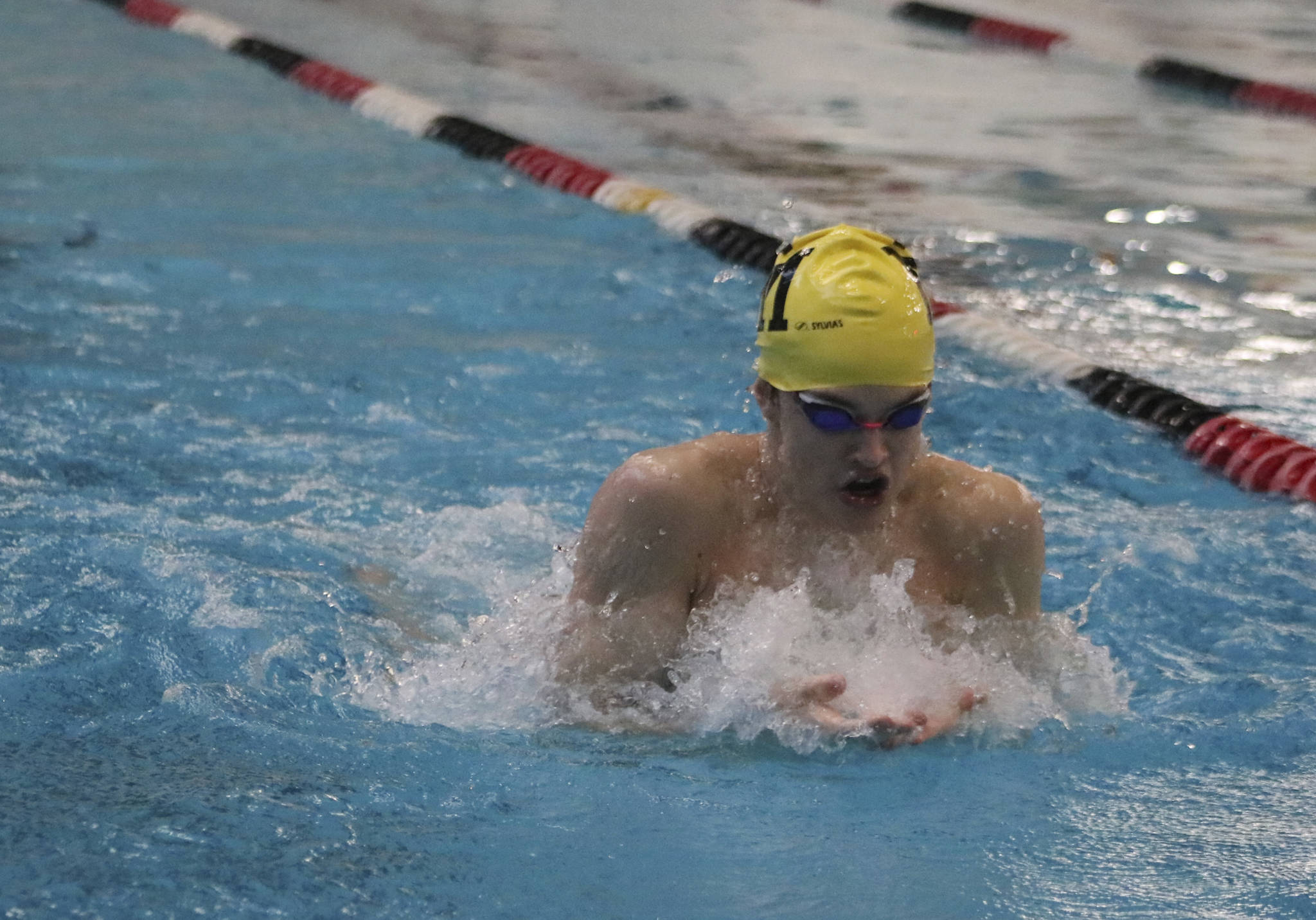 Mercer Island freshman Emmett Ralston practices on Dec. 31 at the Mary Wayte Pool. Benjamin Olson/staff photo