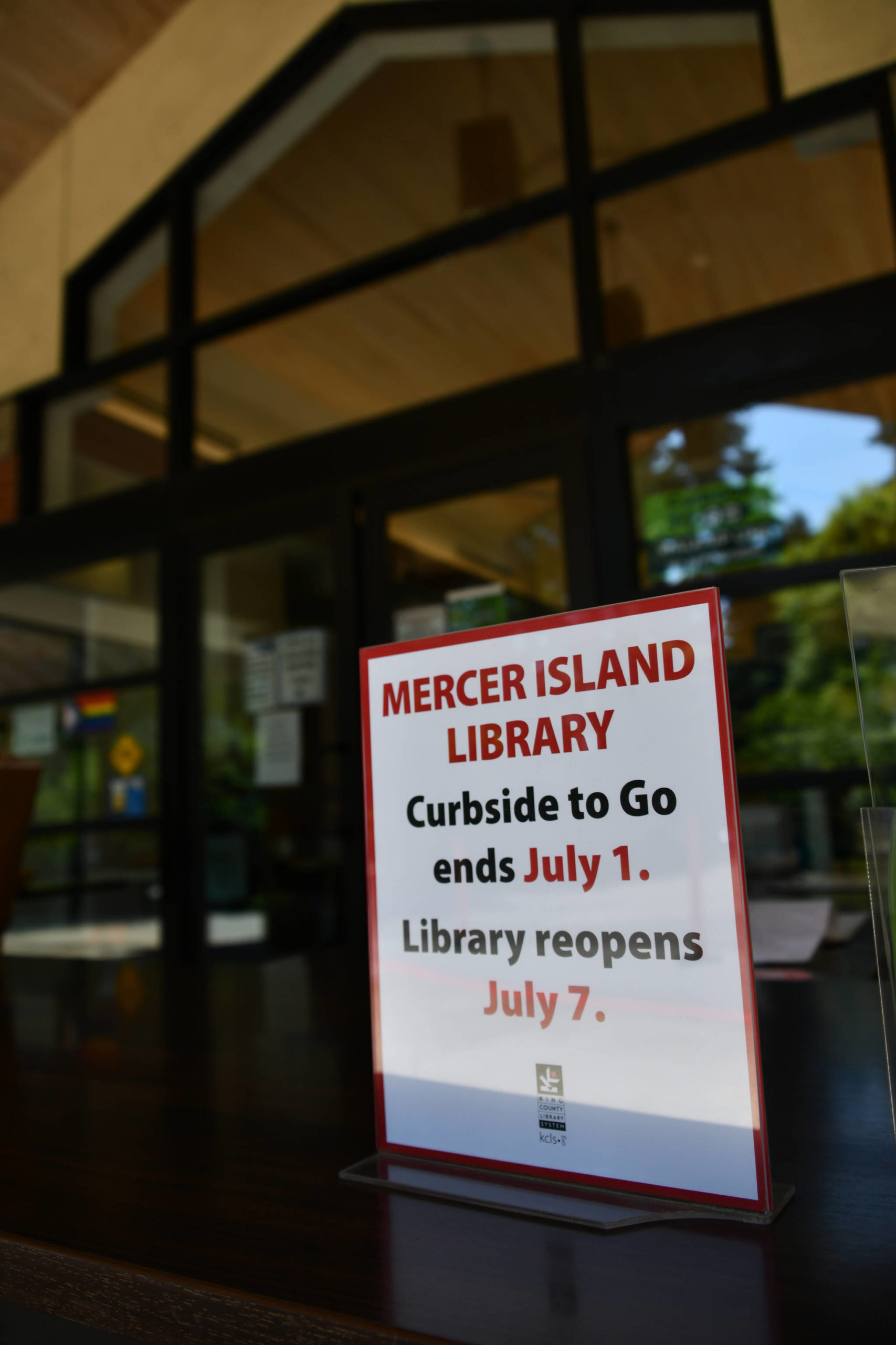 The Mercer Island Library, 4400 88th Ave. SE, will reopen from 1-8 p.m. on July 7. Andy Nystrom/ staff photo