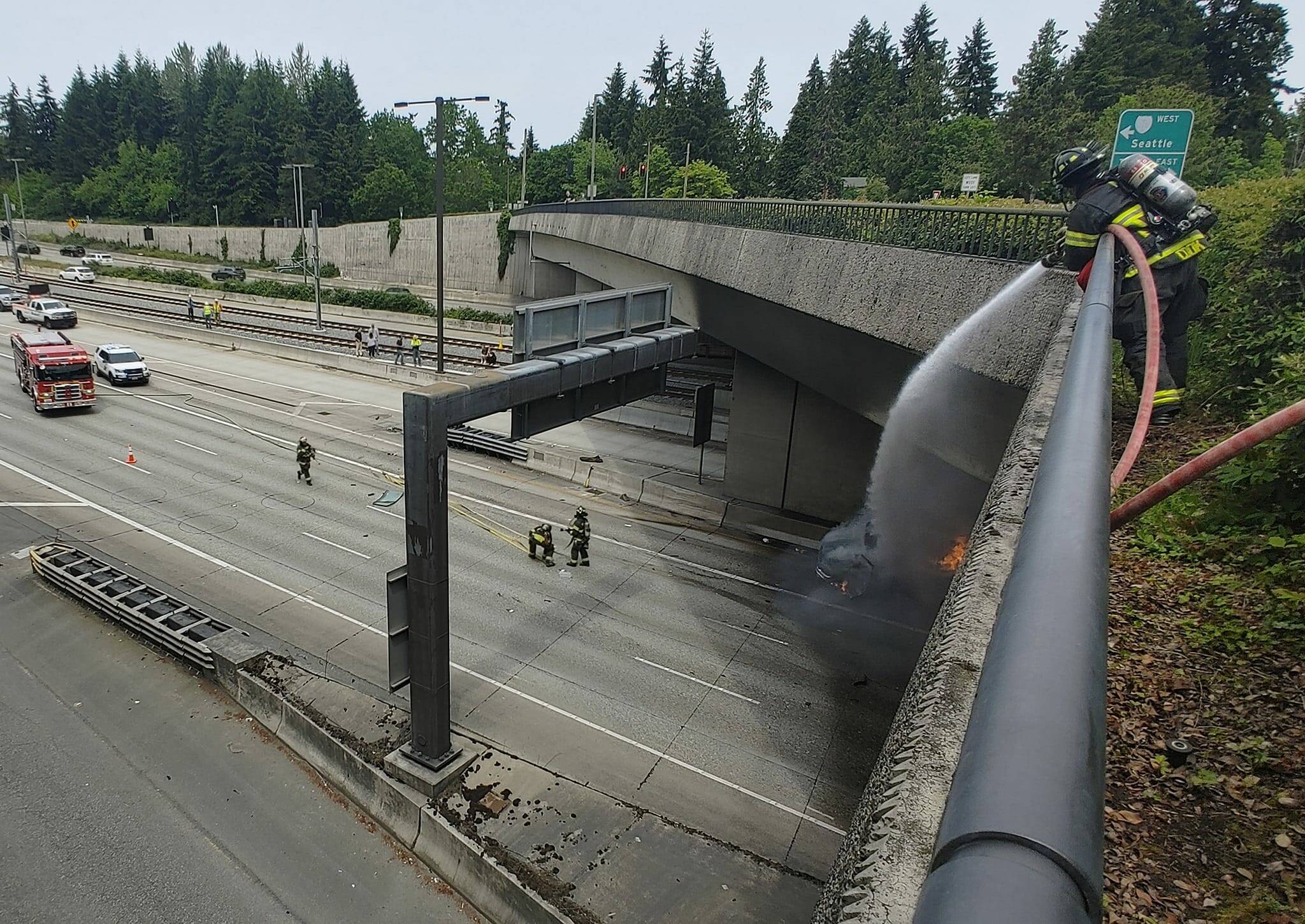 Van burns in accident on Interstate 90 through Mercer Island Mercer Island Reporter