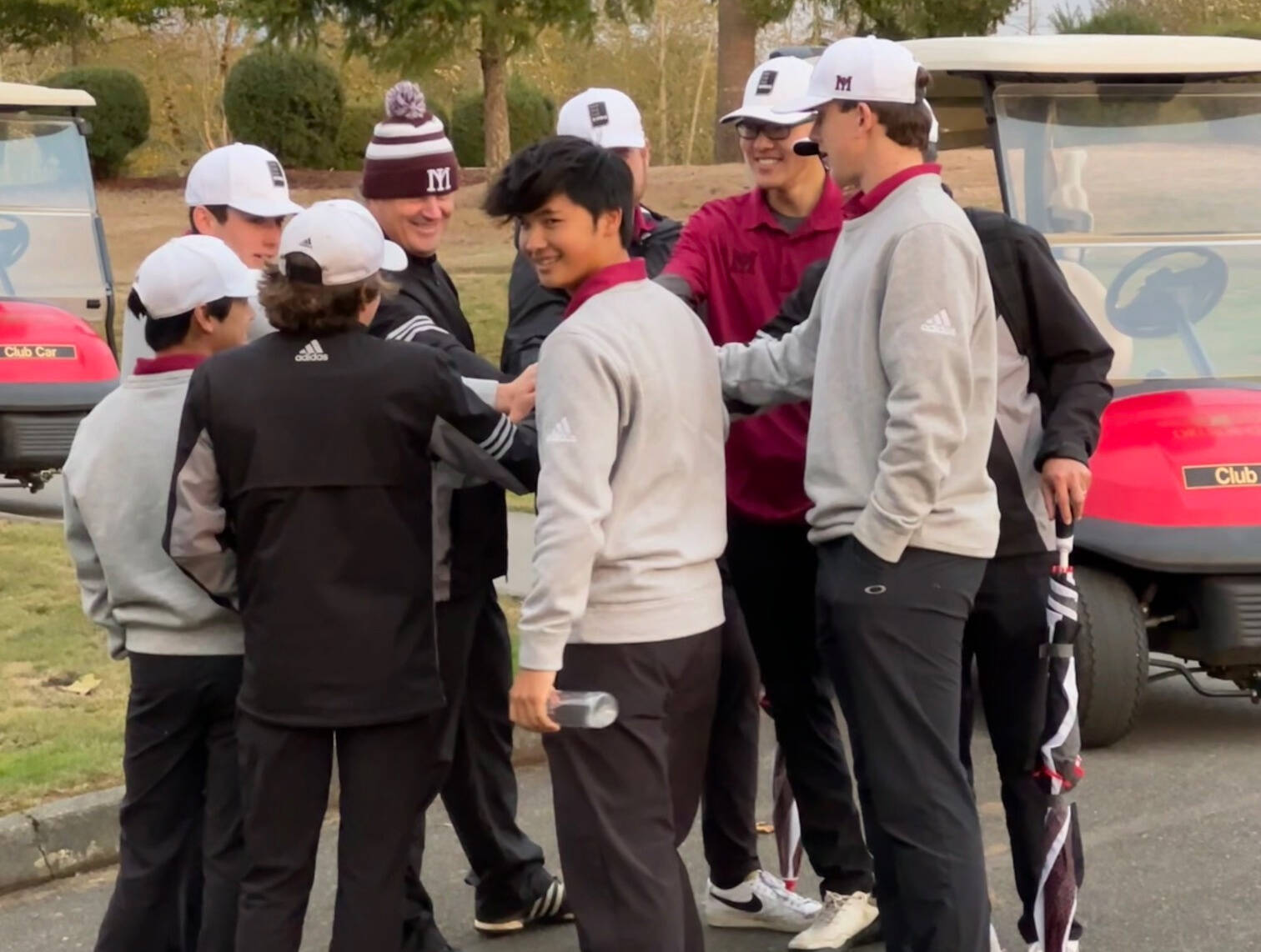The Mercer Island High School boys golf team signs off for the fall season at the 3A Sea-King district tournament on Oct. 24 at Druids Glen Golf Course in Covington. Photo courtesy of Kym Otte