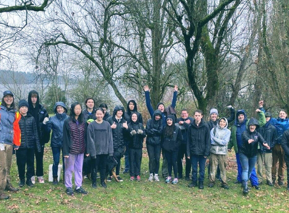 In honor of Martin Luther King, Jr. Day, Islanders gathered on Jan. 21 for an event at Luther Burbank Park to restore part of the Lake Washington shoreline. Twenty-two volunteers spent three hours spreading mulch and removing blackberry from the wetland to help improve soil health on an old trail and create ivy rings around large canopy trees that shade and protect the shoreline. Photo courtesy of the city of Mercer Island