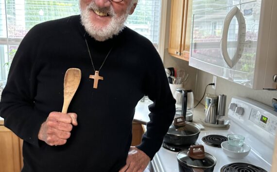 Graham Kerr was a gourmet chef and entertainer par-excellence. (Courtesy photo)
