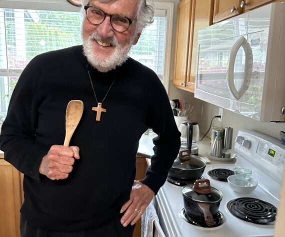 Graham Kerr was a gourmet chef and entertainer par-excellence. (Courtesy photo)