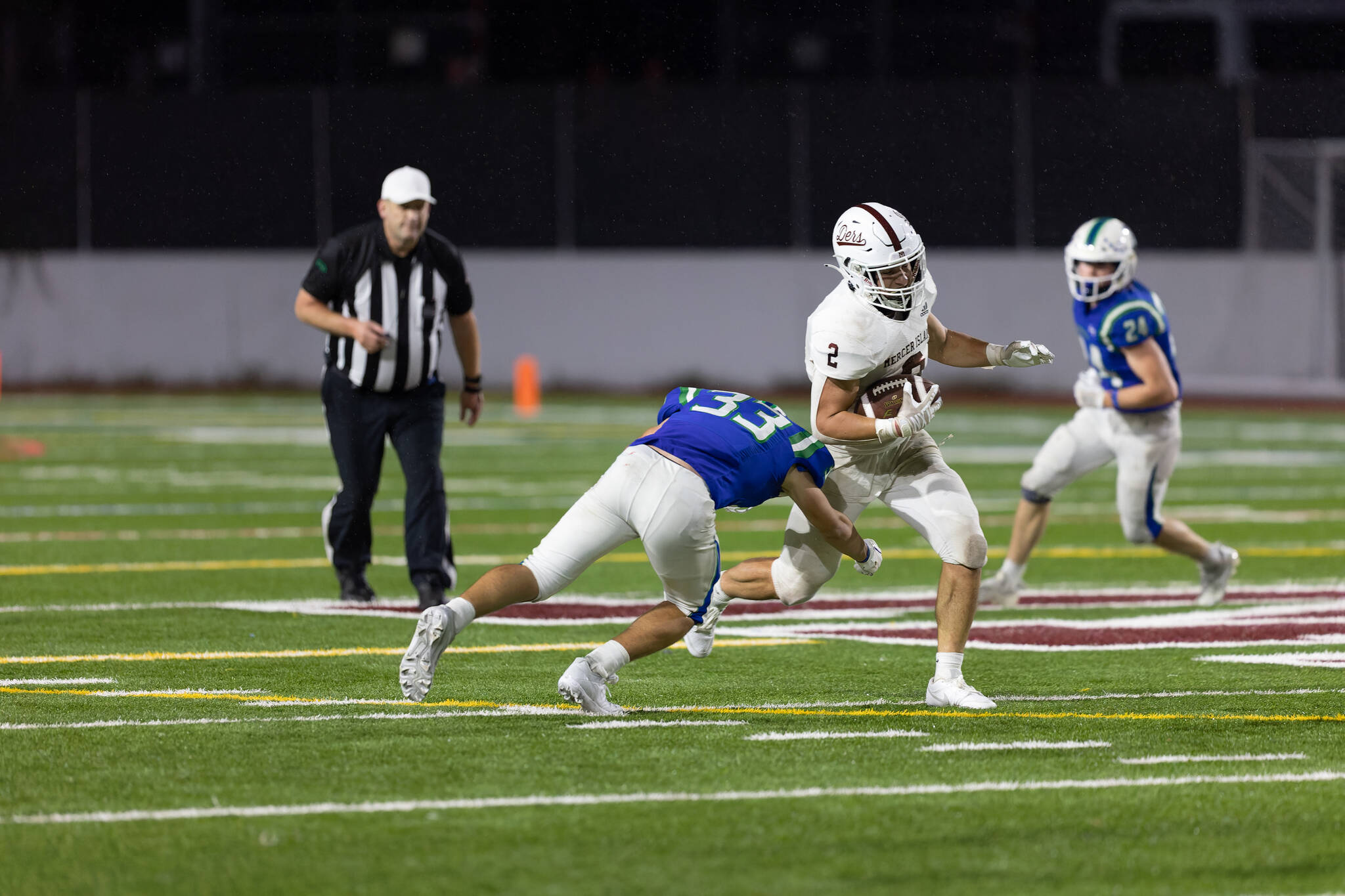 Mercer Island High School’s Cole Krawiec rumbles up field. Photo courtesy of Linda Kercher