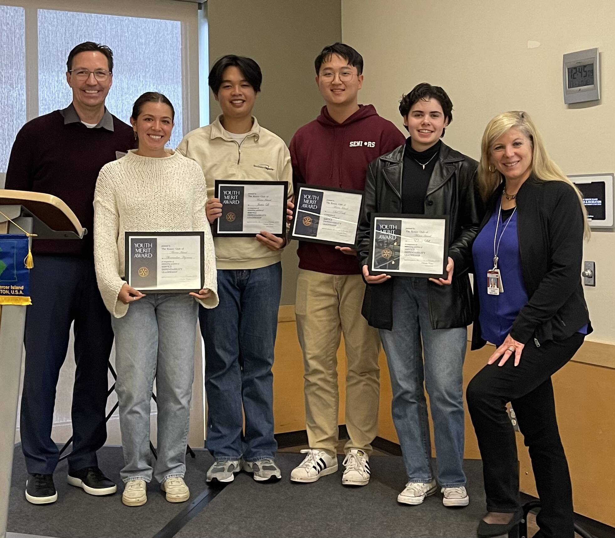 From left: Mercer Island School District Superintendent Fred Rundle, Alexandra Hyman, Jason Li, Sol Park, Elena Lill, College and Career Readiness Coordinator Jen McLellan.