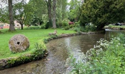 The River Eye winds through Lower Slaughter. Photo courtesy of Mindy Stern