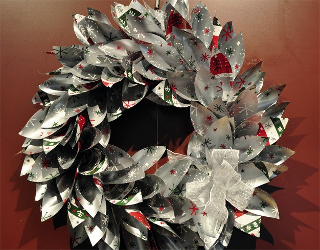 A Christmas wrapping wreath