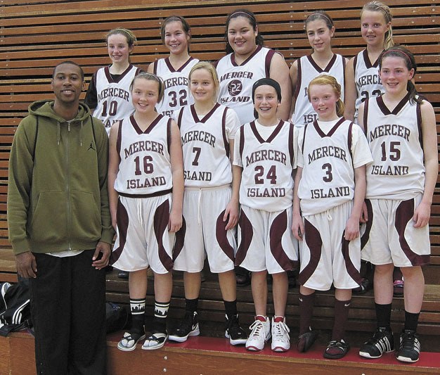 The Mercer Island sixth grade girls select basketball team won it's second Newport Cold Turkey basketball tournament held during Thanksgiving weekend.